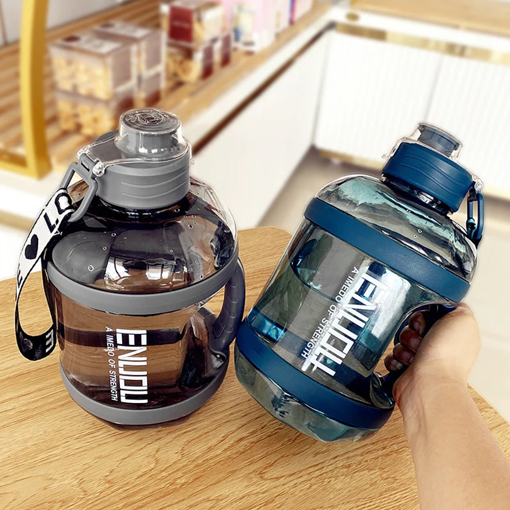 1.6L/2Lwater Bottle Large Capacity Sports Square Sports Water Cup Ton Ton Bucket Cup Portable Big Water Bottle Water Bottle Hot