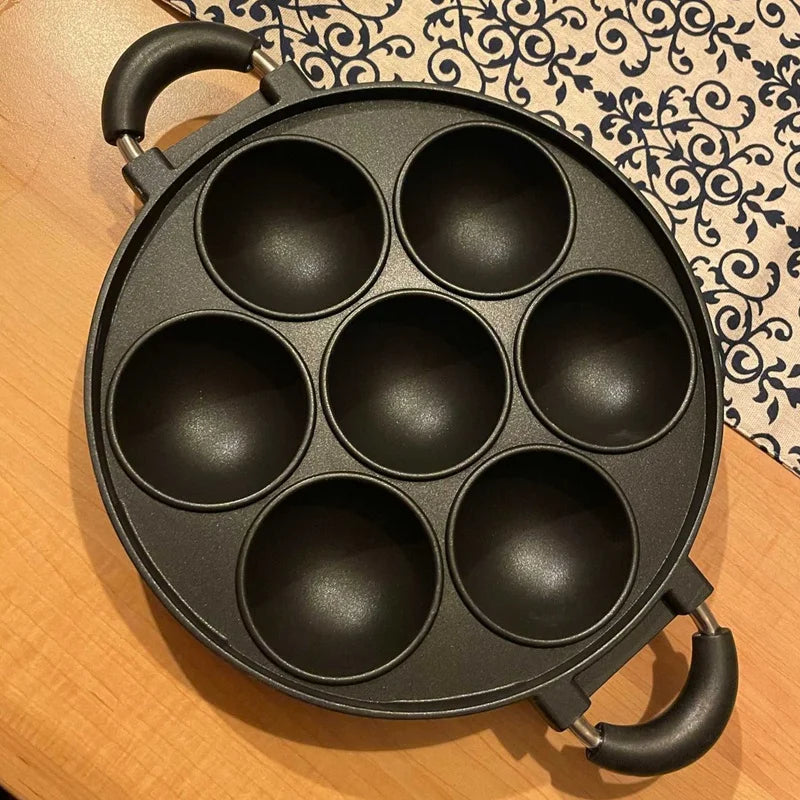 7 Hole Cooking Cake Pan Cast Iron Omelette Pan Non-Stick Cooking Pot Breakfast Egg Cooker Cake Mold Kitchen Cookware