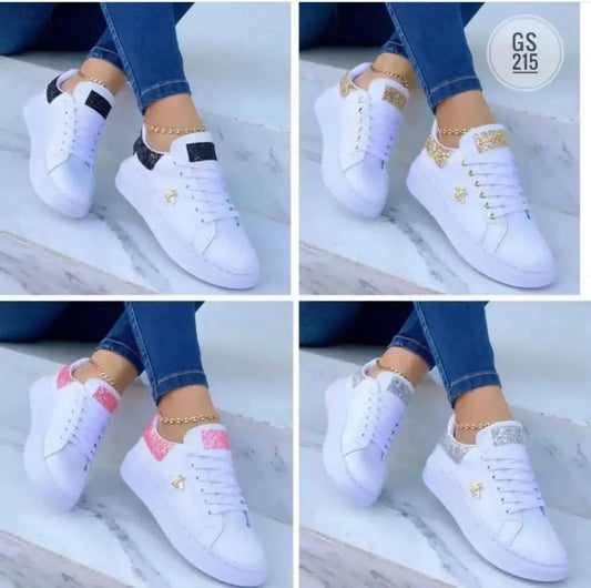 Women Casual  Fashion Butterfly Decor Round Head Sneakers