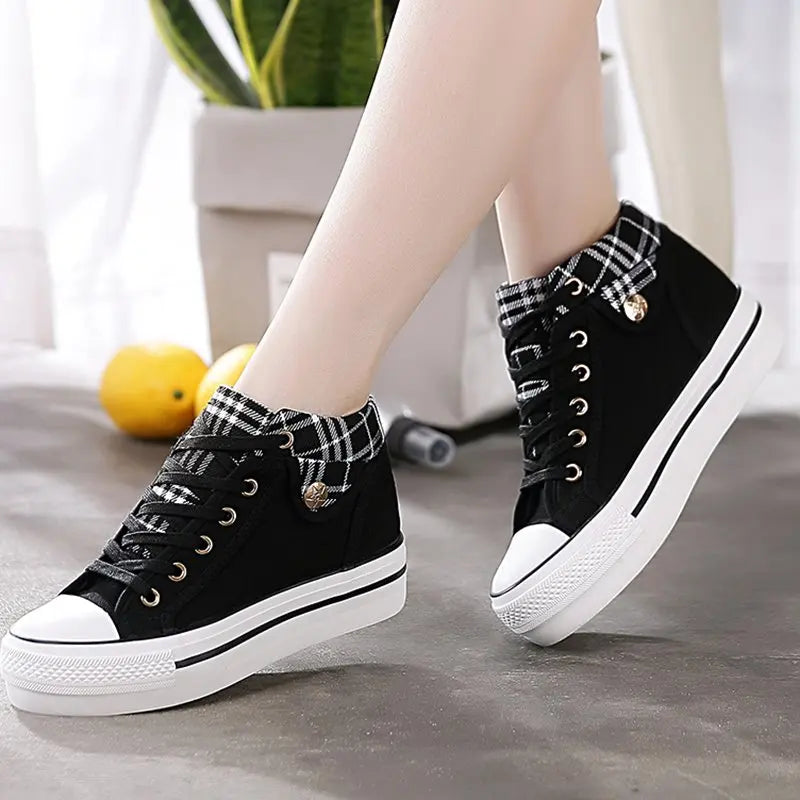 Woman Wedge Platform Sneakers Canvas Shoes New Fashion Lace up Breathable Women Sneakers Hidden Heel Girls Denim Shoes